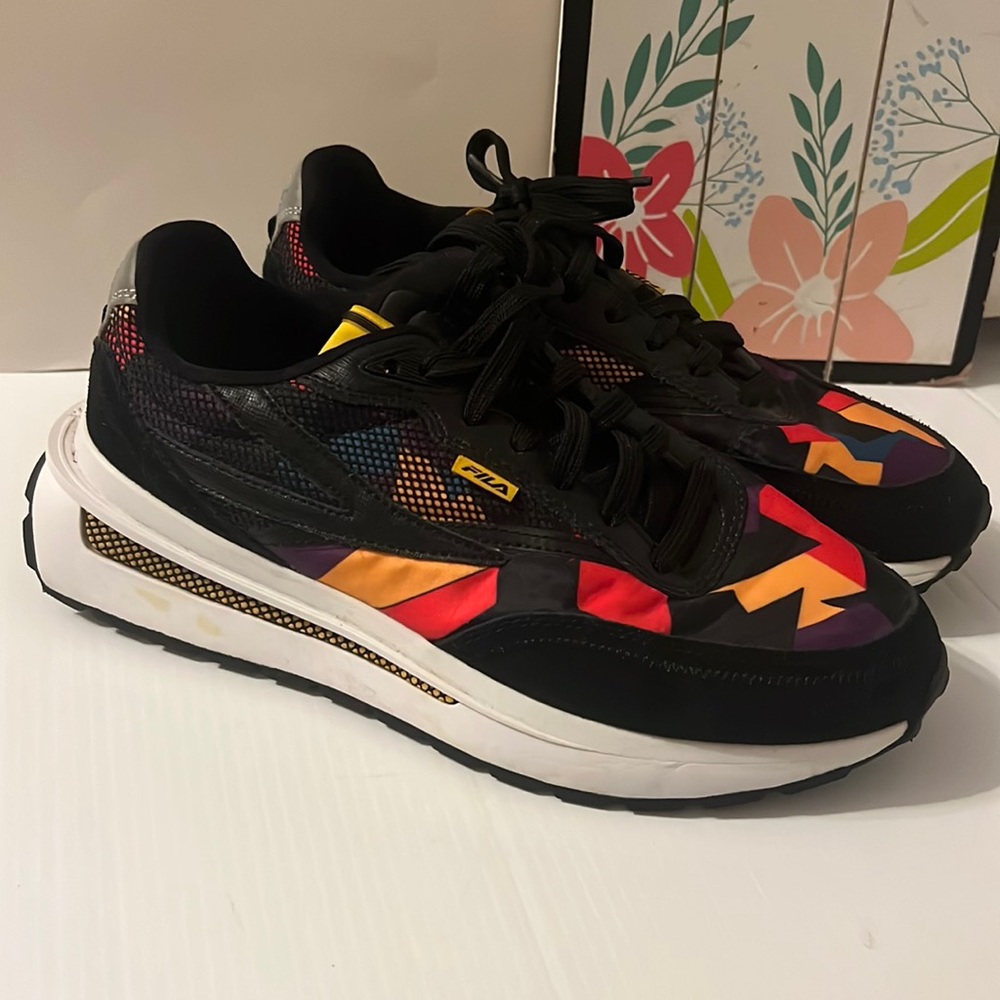 FILA RENNO 90S Sneakers Black / Orange Gold / Cool Breeze - 042  Size 9.5